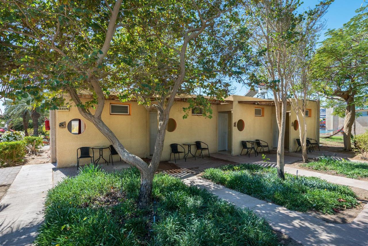 Eilot Kibbutz Country