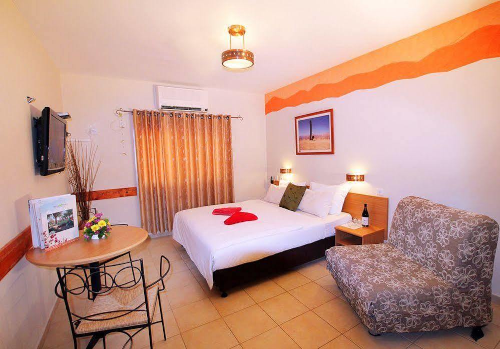 Hotel Eilot Kibbutz Country 2*